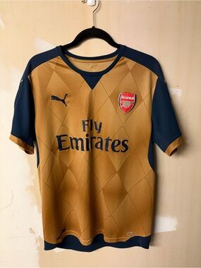 Arsenal 2015/16 Away Shirt – Puma – Men's Large – Gold & Navy